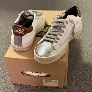 P448 White and Silver Glitter Sneakers A7 John